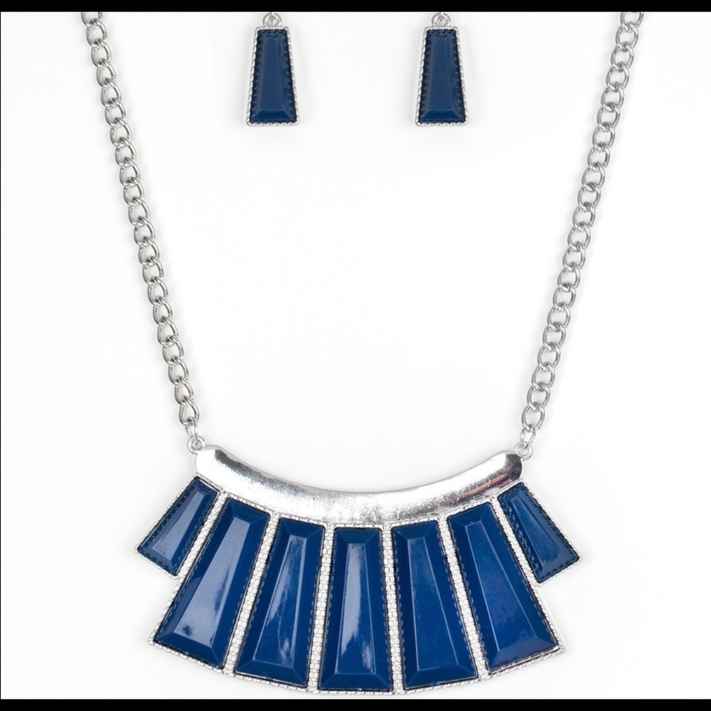 Paparazzi Necklace w/earrings